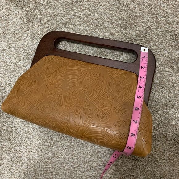 Handmade Genuine Leather Embossed Leaves Large Wood Frame Bag/Crossbody - Picture 16 of 16